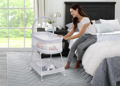 Delta Children Adjustable, fabric, Mesh, White/Grey, Bassinet