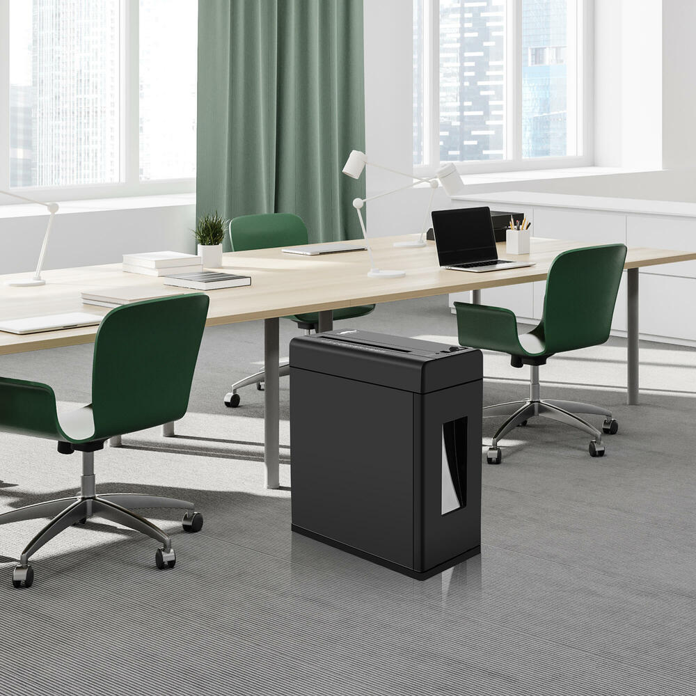 MOS-C516P — office setting